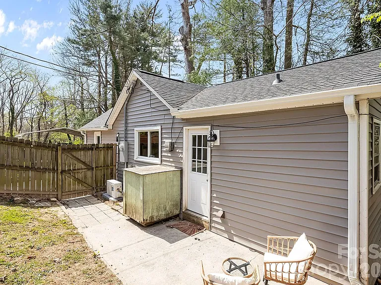 11 Log Cabin Trl — Photo 28