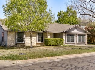 1108 Nottingham Hill Rd, Round Rock, TX 78664