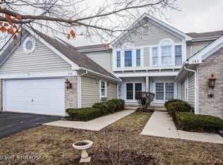 743 Regency Park Dr, Crystal Lake, IL 60014
