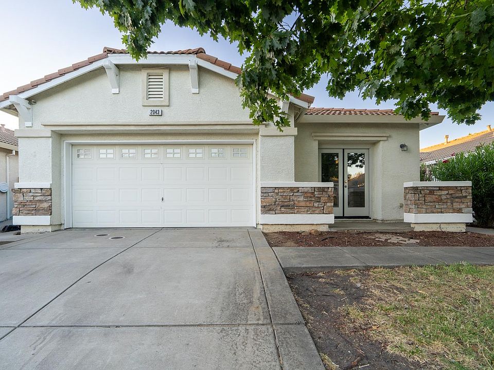 1st image of 2043 Paul Courter Way