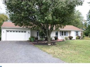 1416 Guinea Ln, Warrington, PA 18976