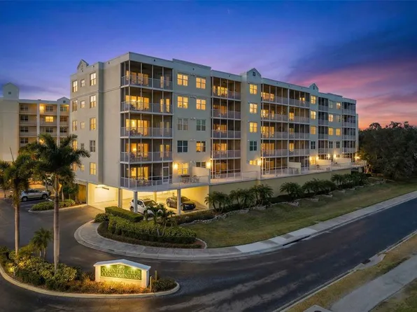 1200 Country Club Dr APT 4202, Largo, FL 33771