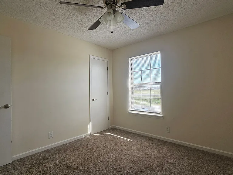2451 W Wilson Rd #1-6 — Photo 9