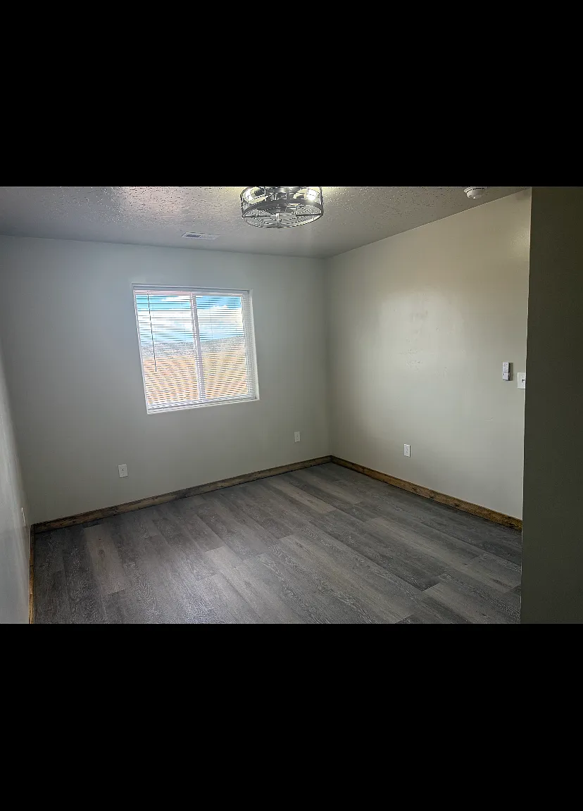 3 bed, 1088 sqft, $2,000 — Photo 2
