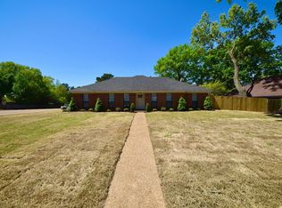 2405 Bartlett Blvd, Memphis, TN 38134