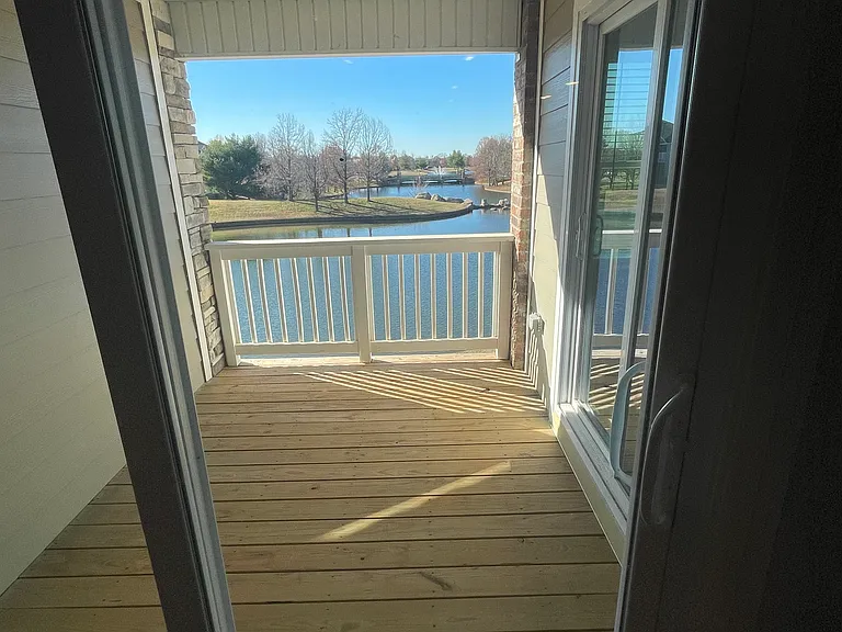 1042 Sheldon Dr #D — Photo 20