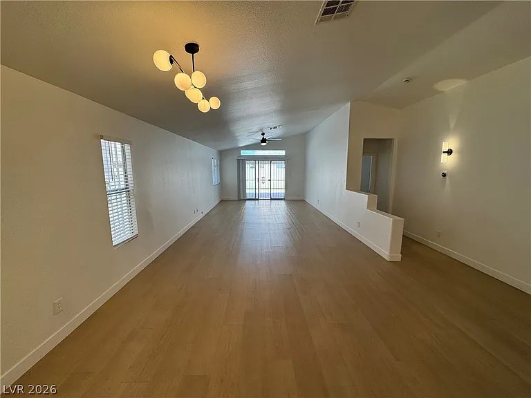 5534 Super Bowl Dr — Photo 12