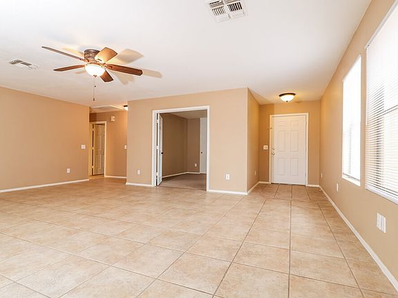 3rd image of 10609 W Sands Dr