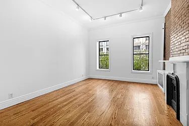 Rented by Martini Real Estate