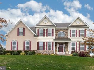 71 Emma Ct, Downingtown, PA 19335