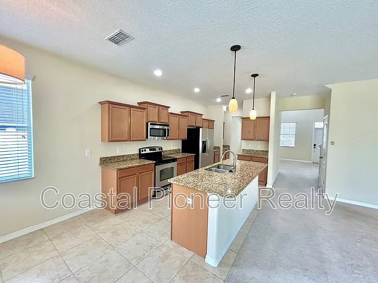 2123 Roanoke Springs Dr — Photo 5