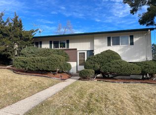 948 S Pierson Ct, Lakewood, CO 80226