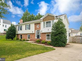 7 Myers Dr, Fredericksburg, VA 22405