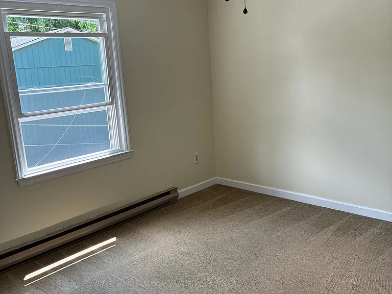 250 Oak St #G11 — Photo 10