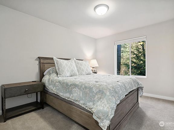 5th image of 13420 Manor Way #C3