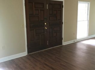 174 Auburn St, Baxley, GA 31513