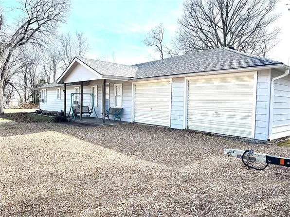 13899 Sable Cir, Warsaw, MO 65355