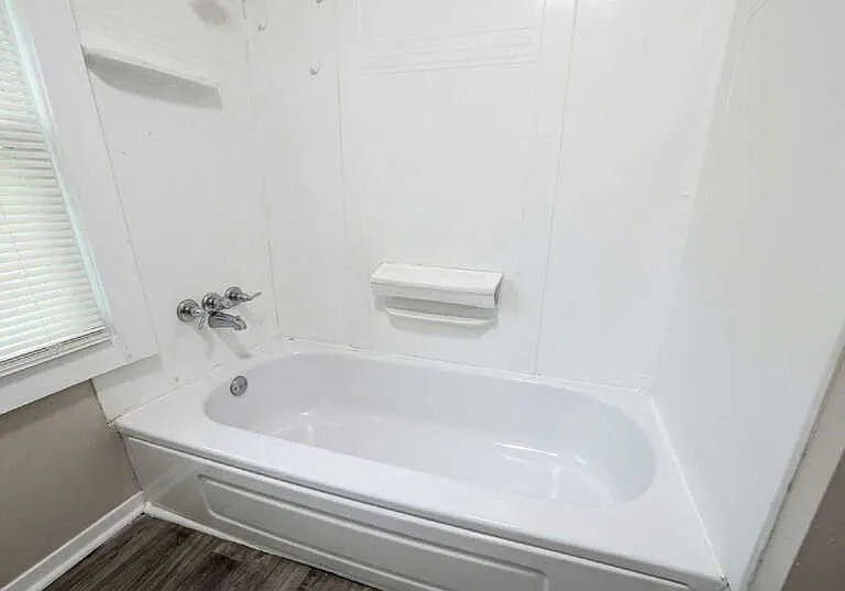 218 Irving Ave — Photo 14