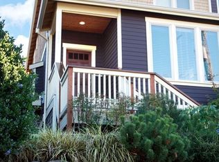 723 N 79th St, Seattle, WA 98103