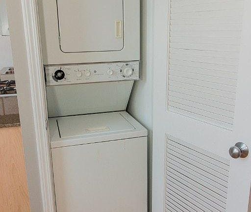 2nd image of 850 W Lill Ave #25698
