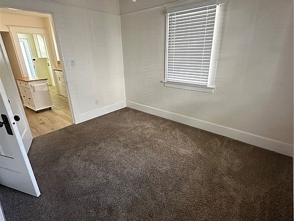 5th image of 3455 Locust St