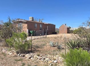 1324 N Saddleback Cir, Tombstone, AZ 85638