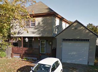 14 Central Ave, Limerick, ME 04048