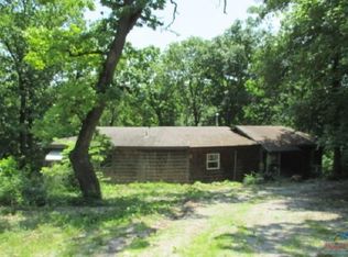 558 SE 550p Rd, Clinton, MO 64735
