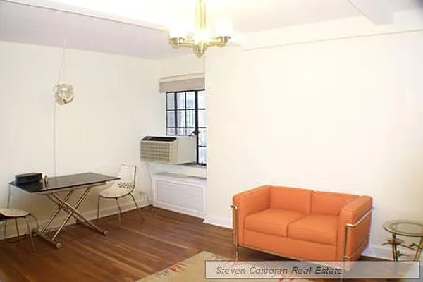 Rented by Steven Corcoran Real Estate | media 14