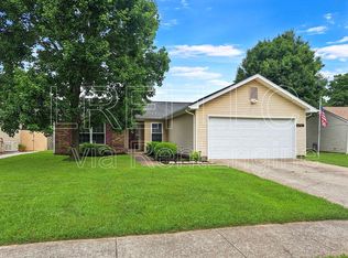 6707 Fenske Ln, Louisville, KY 40258