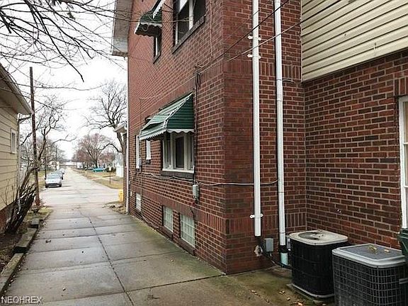 3rd image of 4527 Tuxedo Ave #1