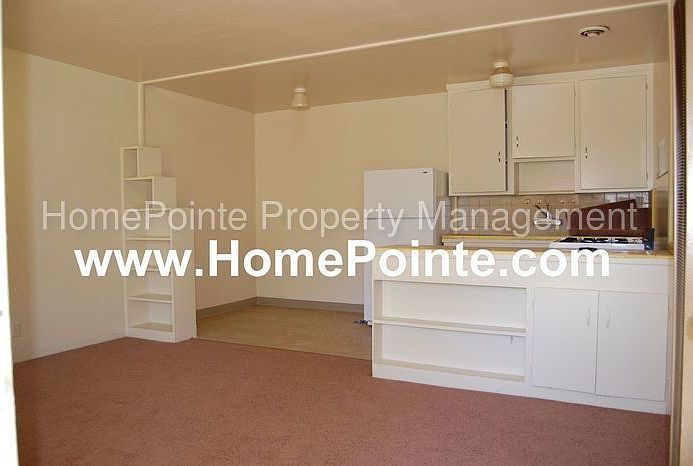 2nd image of 3620 Morse Ave APT 05