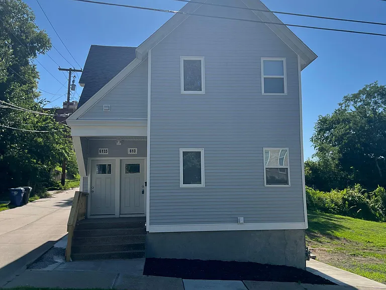 613 Pershing Ave #1 — Photo 4