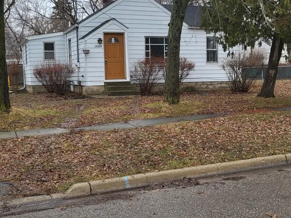 1409 James St, Burton, MI 48529