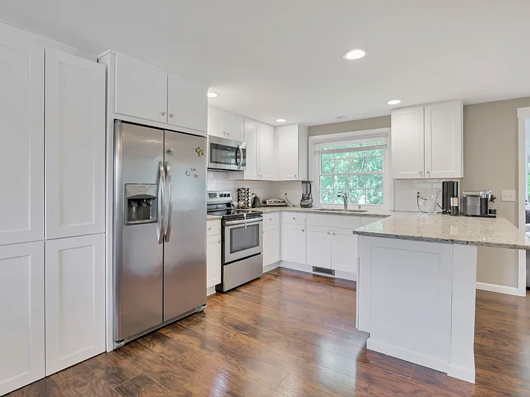 8752 Seabright Dr — Photo 14
