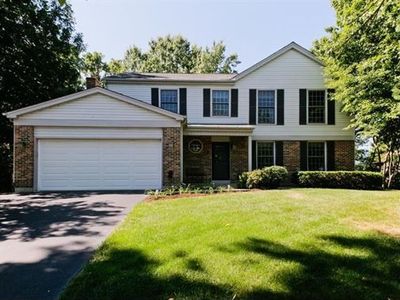 2198 Maplewood Dr, Gurnee, IL, 60031