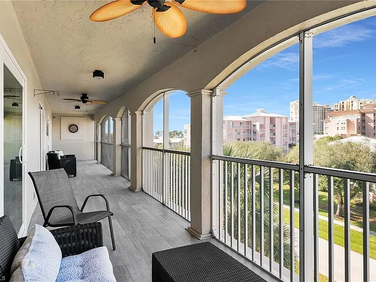 1020 Swallow Ave #302 — Photo 33