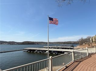 2500 Bay Point Ln #833, Osage Beach, MO 65065