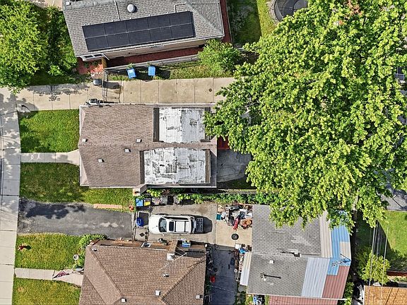 2nd image of 7836 S Kedvale Ave