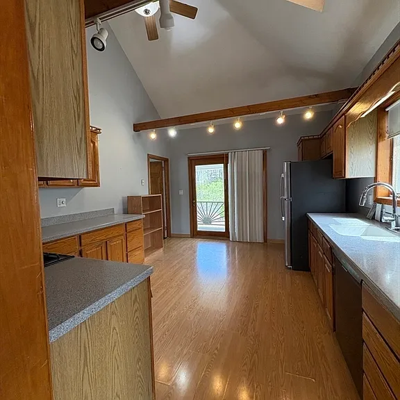 20 Wilson Ave #2 — Photo 7