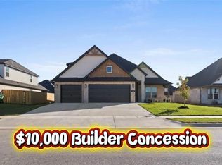 1501 Josephine Dr, Centerton, AR 72719