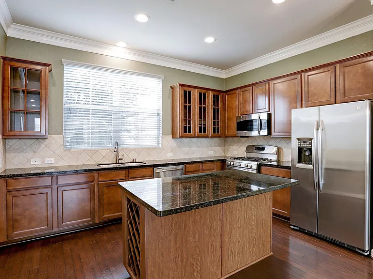 10718 Clearview Villa Pl — Photo 9