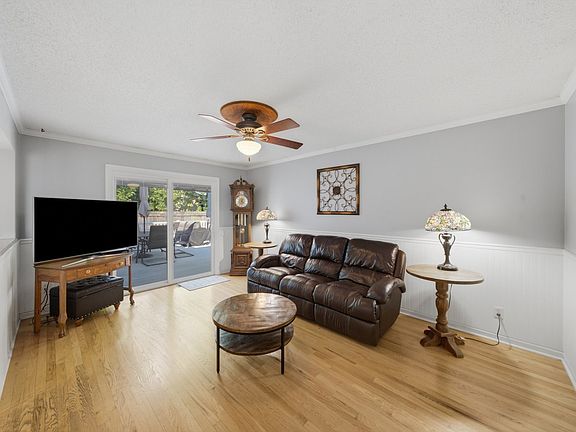 5th image of 14518 S Heatherwood Dr