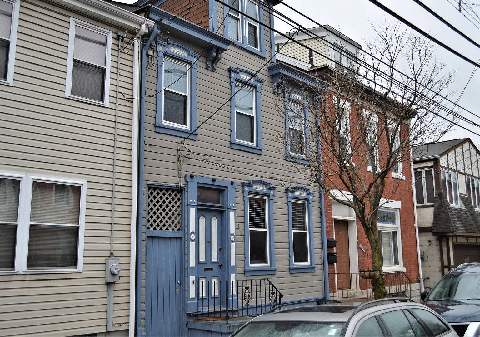 Student Housing - South Side — Photo 1