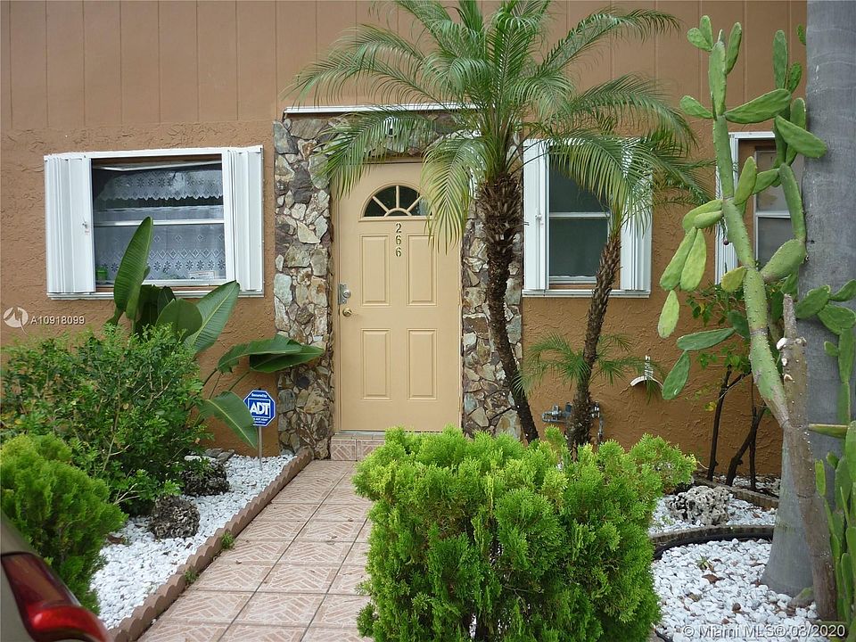 1st image of 450 SE 7th St APT 266