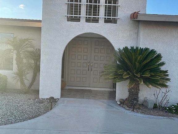 3rd image of 2361 Tee Dr
