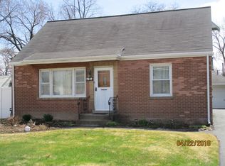 7837 Suburban Ln, Bridgeview, IL 60455