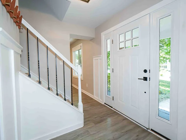 6901 Wyndbend Ln — Photo 8