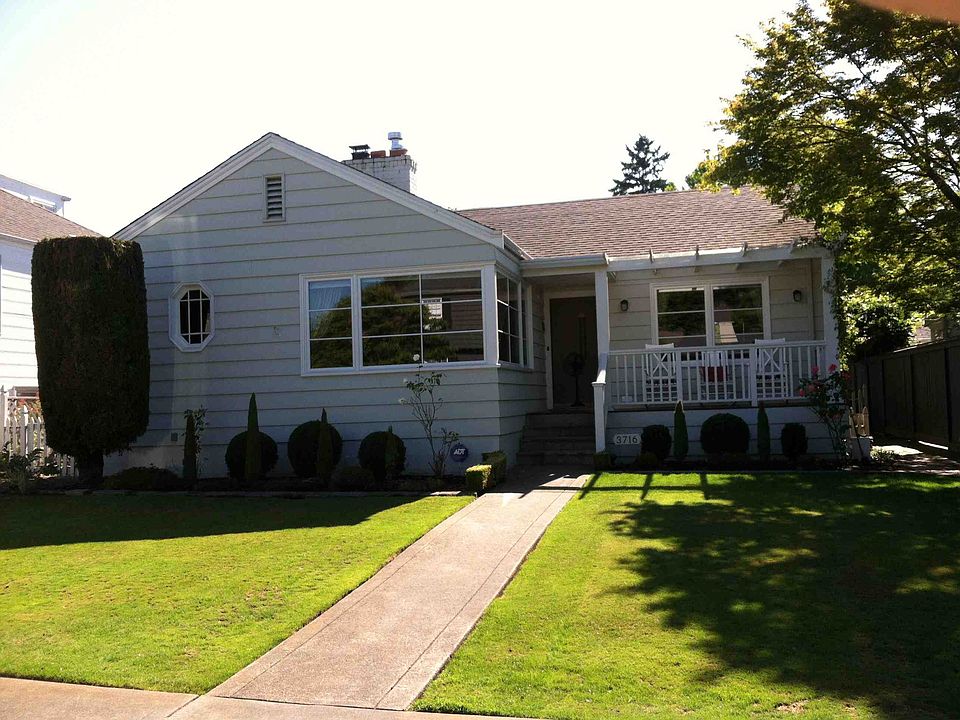 2nd image of 3716 41st Ave NE