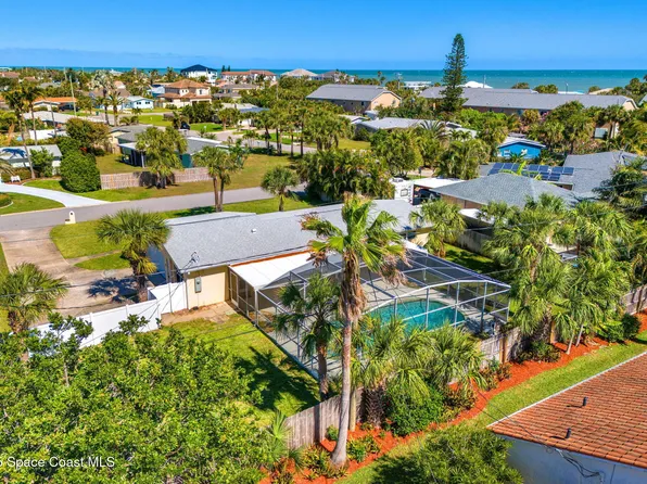 141 Diane Cir, Indialantic, FL 32903